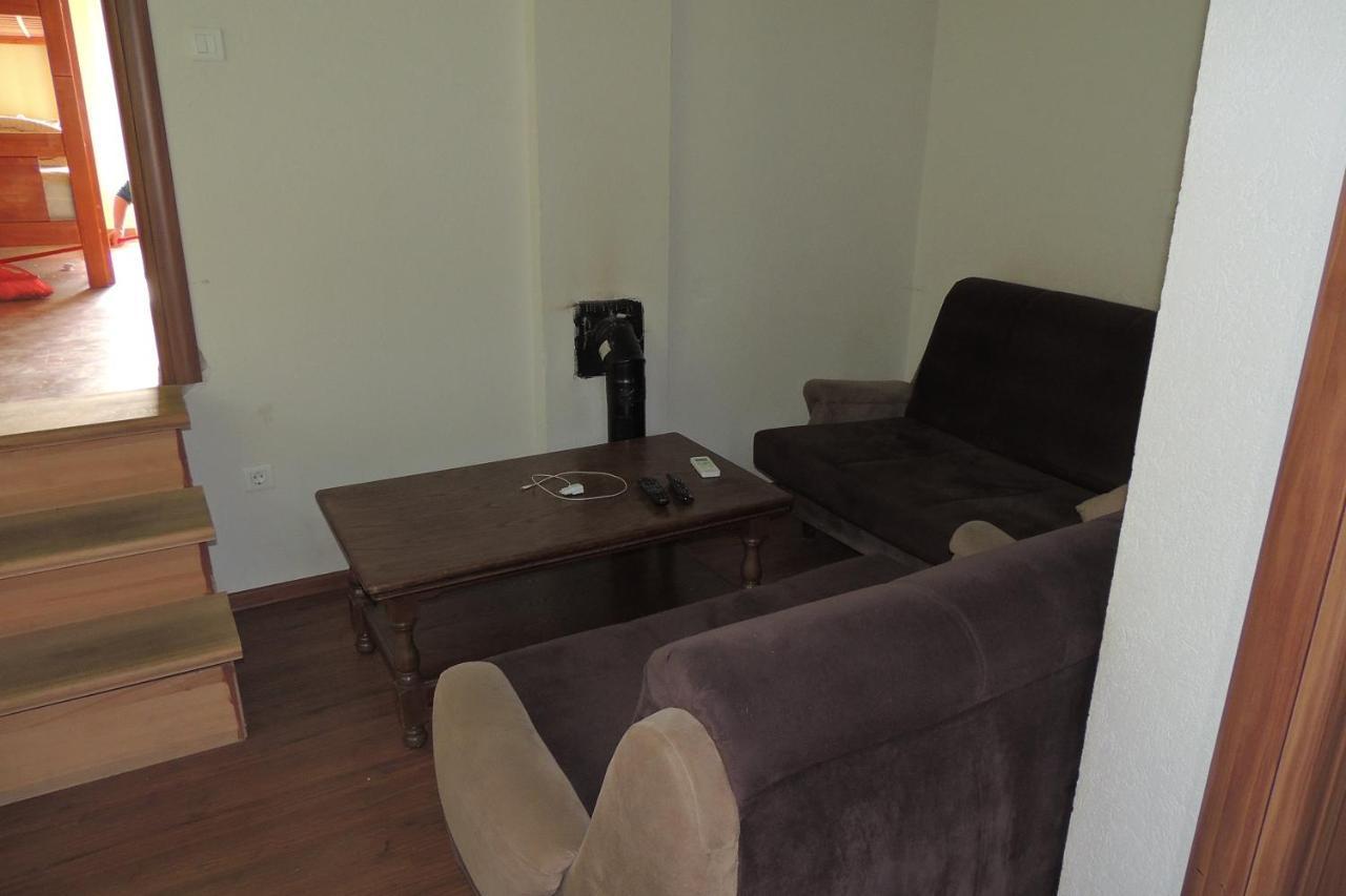 Hostel Villa Popovic Travnik Buitenkant foto